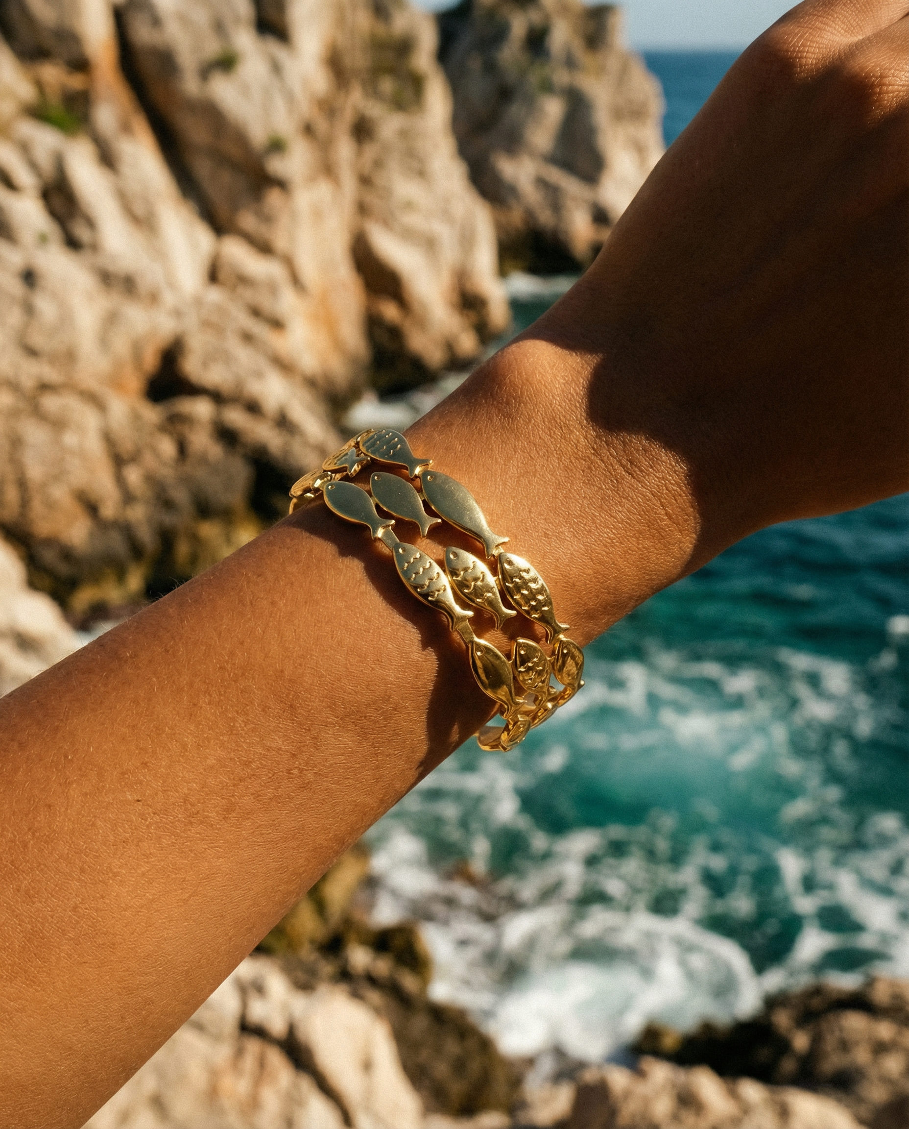 Fish Bracelet Gold