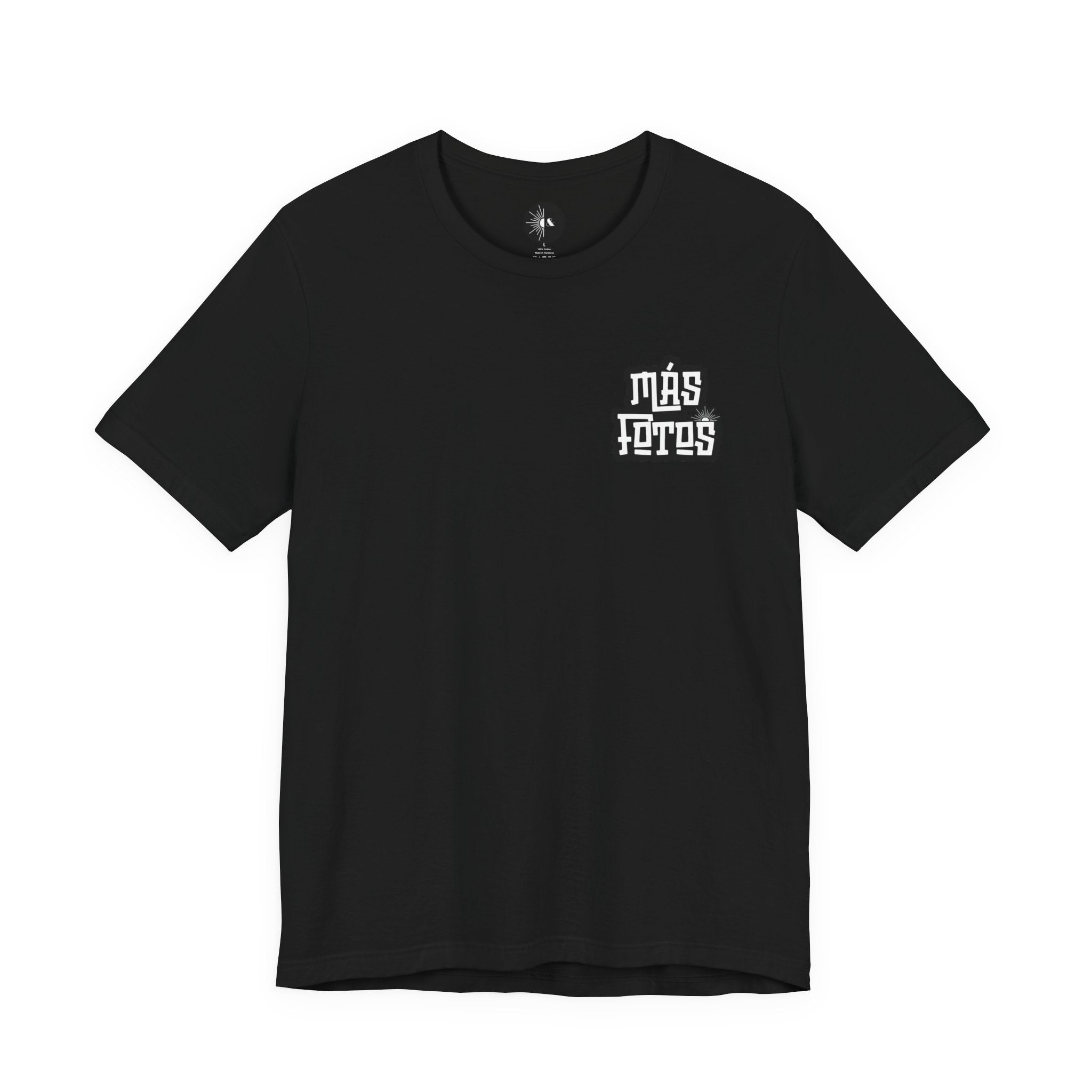 Más Fotos - Unisex Logo Tee