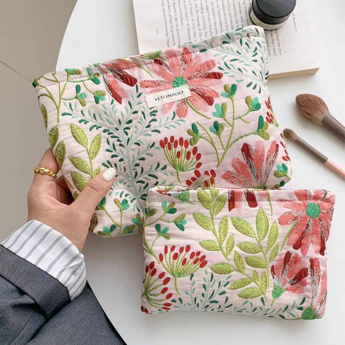Gerbera Flower Cosmetic Bag