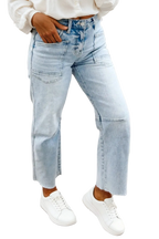 Ember Frayed Light Wash Jeans