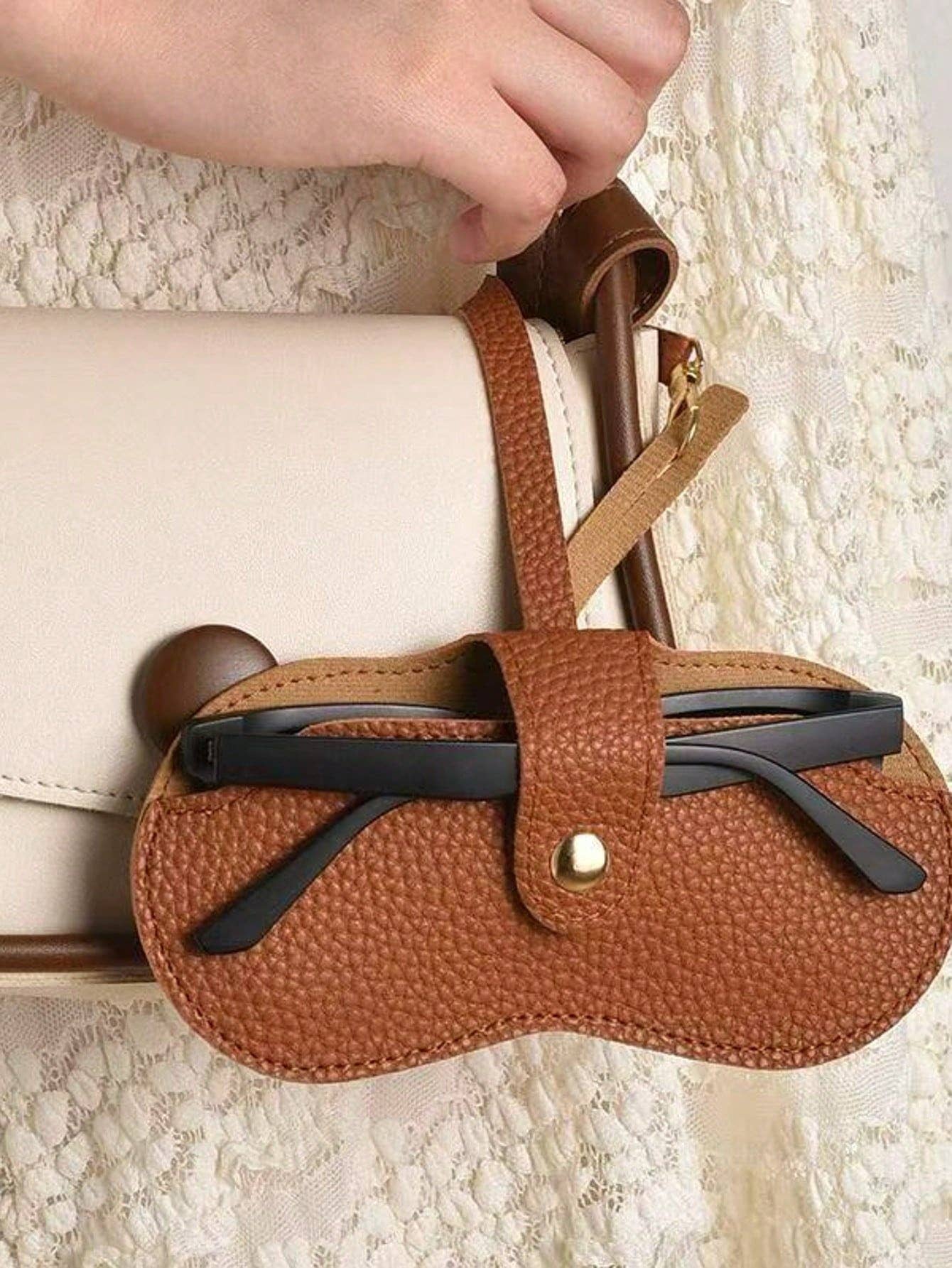 Portable Glasses Storage Case
