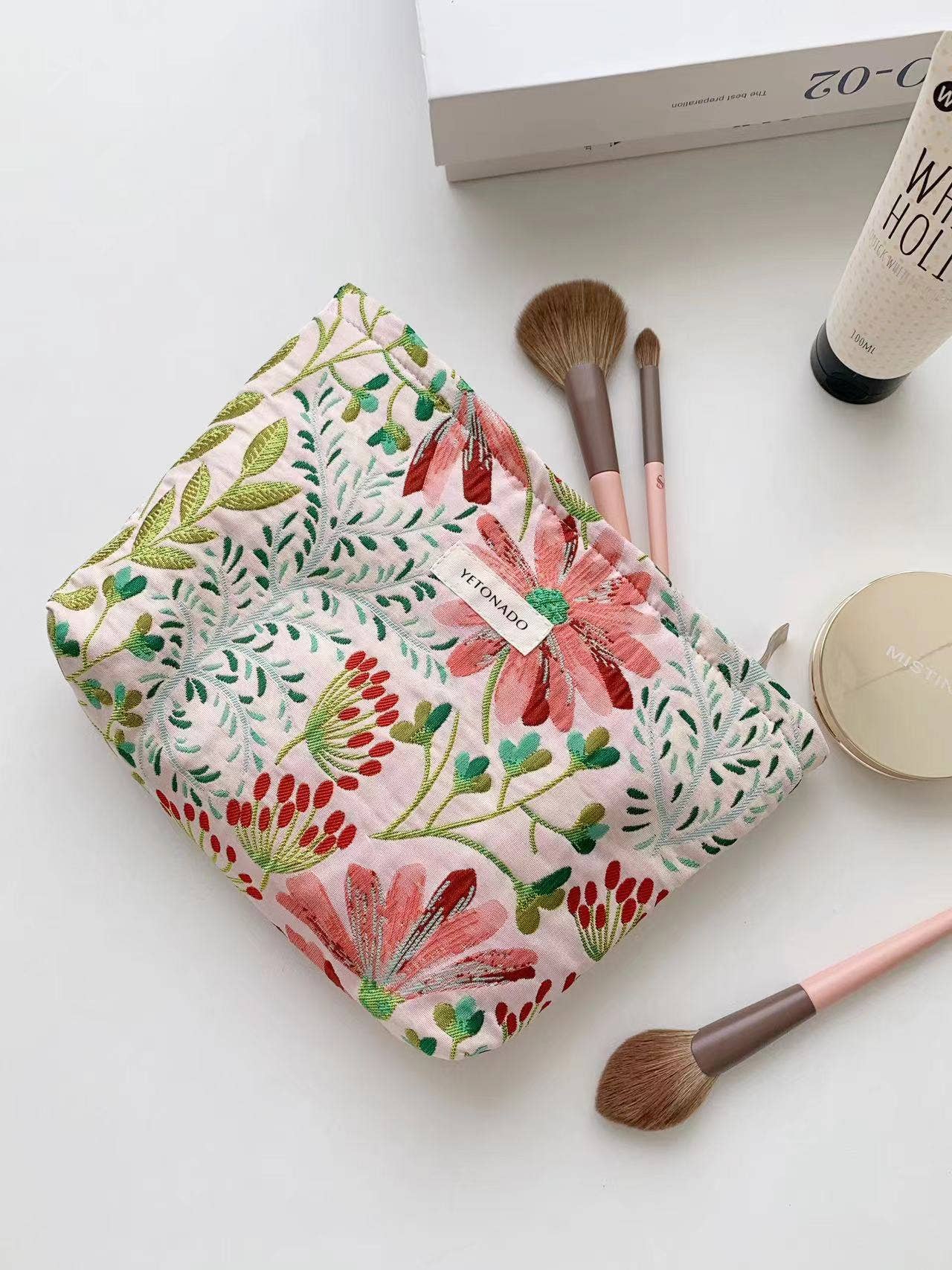 Gerbera Flower Cosmetic Bag